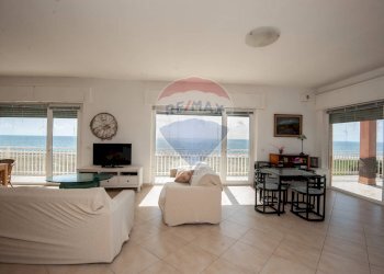 Sala da pranzo - Semi-detached house Consorzio Tirreno
 
700, Terracina - photo 12