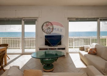 Soggiorno - Semi-detached house Consorzio Tirreno
 
700, Terracina - photo 14