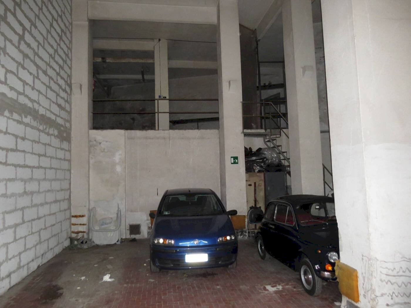 Magazzino Via Adamo Centurione, Genova - foto 1