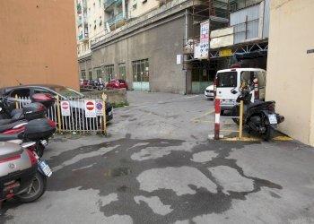 Magazzino Via Adamo Centurione, Genova - foto 13