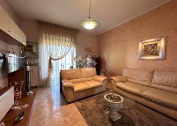 Quadrilocale Via Nino Costa, Airasca - foto 1