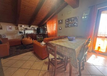 Trilocale Località Porossan Papet, 119, Aosta - foto 1