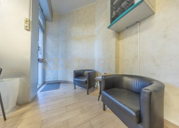 44.jpg - Locale Commerciale VIA AUGUSTA GENINA 16, Roma - foto 6