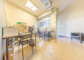 42.jpg - Locale Commerciale VIA AUGUSTA GENINA 16, Roma - foto 8