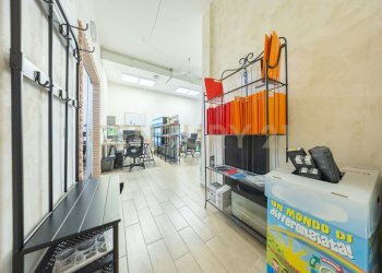 34.jpg - Locale Commerciale VIA AUGUSTA GENINA 16, Roma - foto 15