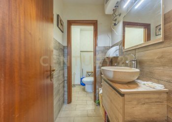 14.jpg - Locale Commerciale VIA AUGUSTA GENINA 16, Roma - foto 28