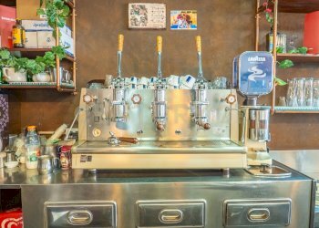 24.jpg - Bar Tavola Calda - Fredda Via Pellegrino Matteucci 86, Roma - foto 2