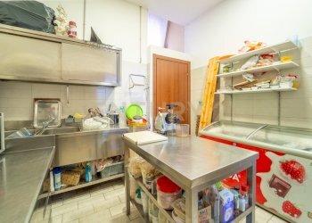 9.jpg - Bar Tavola Calda - Fredda Via Pellegrino Matteucci 86, Roma - foto 17