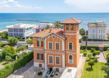 8.jpg - Villa Via Aurelia 393, Santa Marinella - foto 2