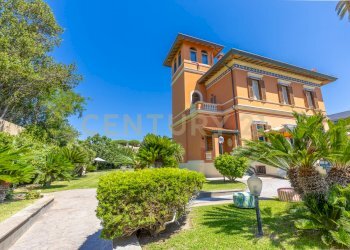24.jpg - Villa Via Aurelia 393, Santa Marinella - foto 11