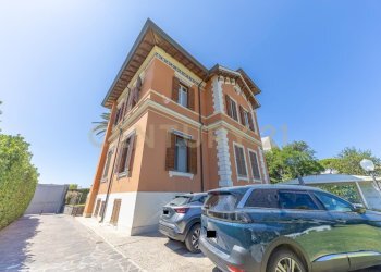 WhatsApp Image 2025-12-09 at 19.31.16.jpeg - Villa Via Aurelia 393, Santa Marinella - foto 23