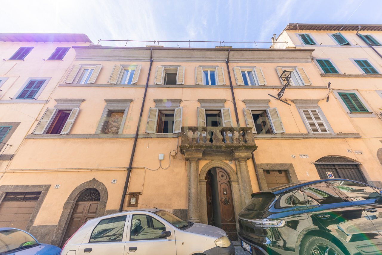 3.jpg - Villa Viale Giuseppe Mazzini 36, Viterbo - foto 1