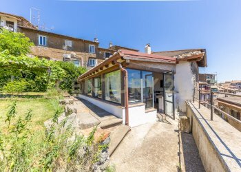 15.jpg - Villa Viale Giuseppe Mazzini 36, Viterbo - foto 7