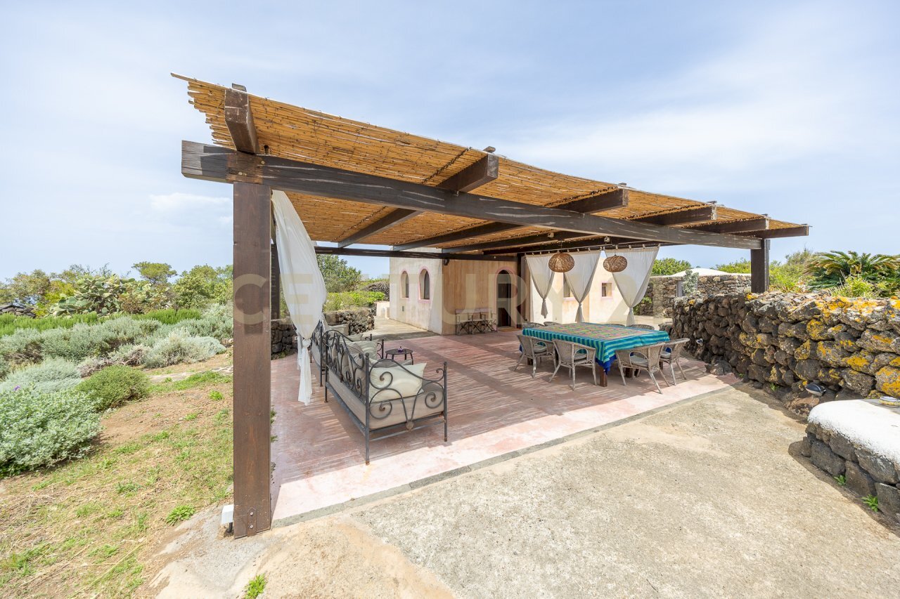 32.jpg - Independent house 91017 Pantelleria TP, Pantelleria - photo 2