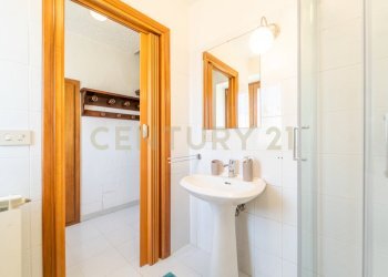 26.jpg - Villa Via Colle Sant'Angelo 36, Serrone - foto 12