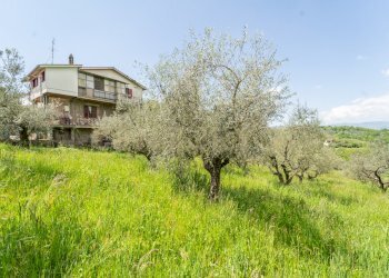 60.jpg - Villa Via Colle Sant'Angelo 36, Serrone - foto 19