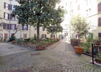 condominio.jpg - Abbigliamento - Intimo Via Giuseppe Sacconi 19, Roma - foto 7