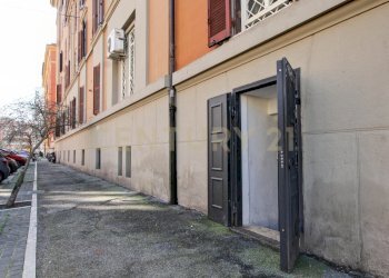 entrata.jpg - Abbigliamento - Intimo Via Giuseppe Sacconi 19, Roma - foto 17