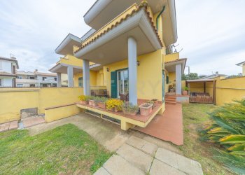 esterno verandina.jpg - Appartamento Via Ticino 55, Anzio - foto 12