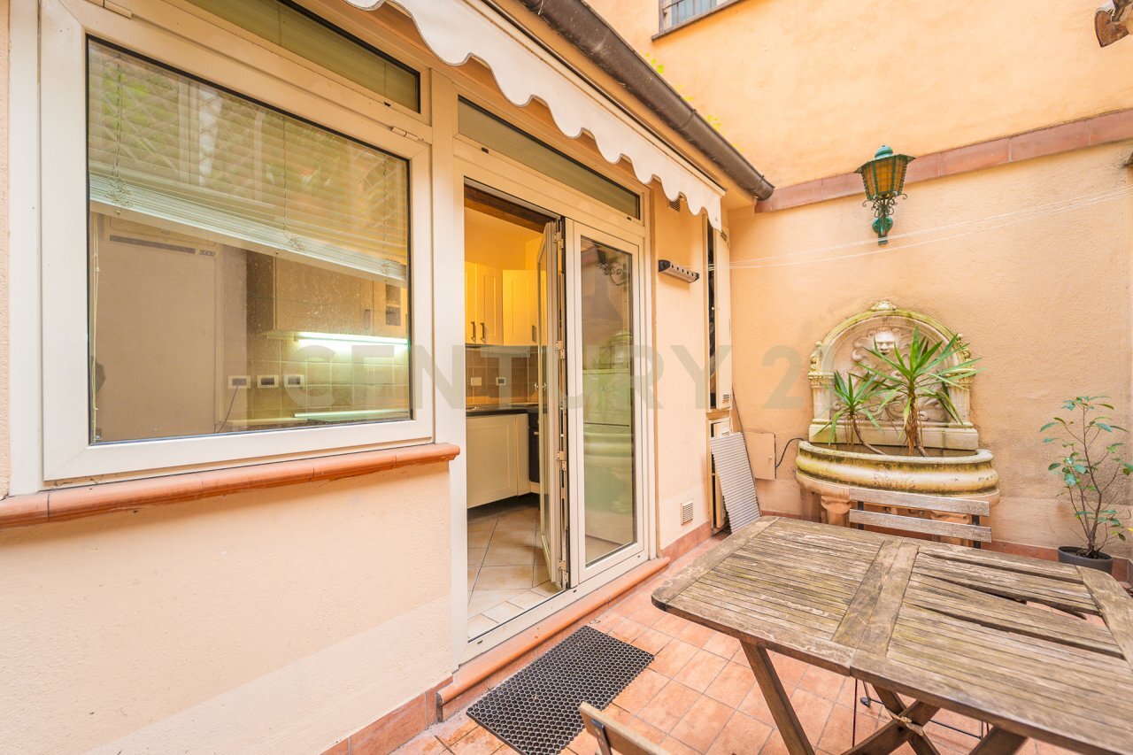 34.jpg - Trilocale Via Urbana 80, Roma - foto 1