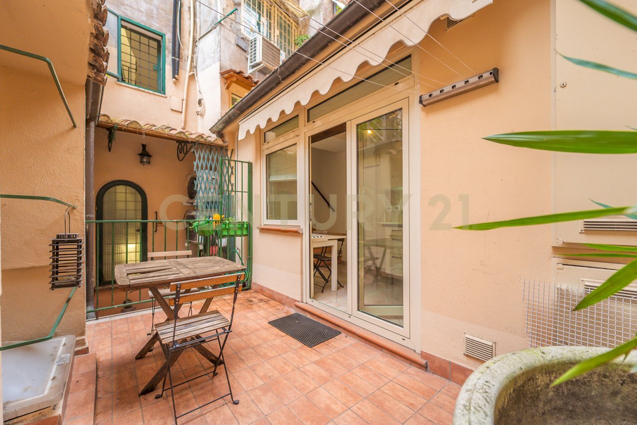 32.jpg - Trilocale Via Urbana 80, Roma - foto 3