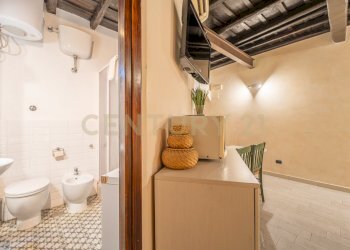 12.jpg - Trilocale Via Urbana 80, Roma - foto 23