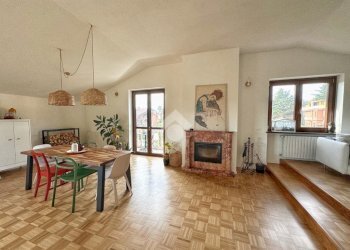 Attic Via Ciriè, Caselette - photo 1