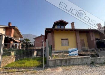 Casa semi indipendente Via Luigi Bianciotto , Villar Perosa - foto 2