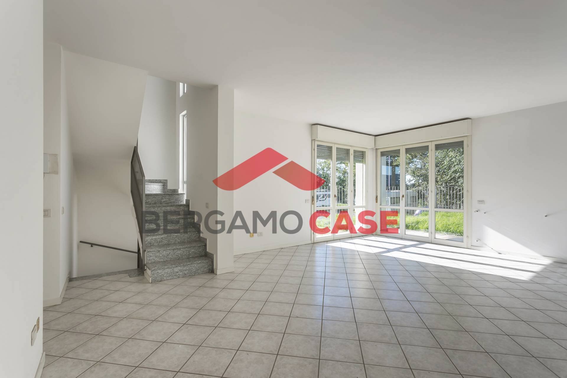 Foto 2 - Villa a Schiera Via Puccini
 
6, Seriate - foto 2