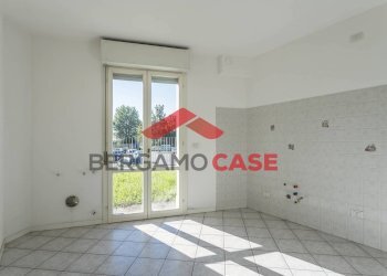 Foto 4 - Villa a Schiera Via Puccini
 
6, Seriate - foto 4