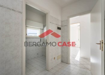 Foto 5 - Villa a Schiera Via Puccini
 
6, Seriate - foto 5