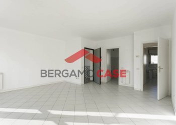 Foto 3 - Three-room apartment Via Puccini
 
6, Seriate - photo 3