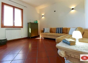 Salotto - Villa Via Mezzano
 
14, Stella - photo 13