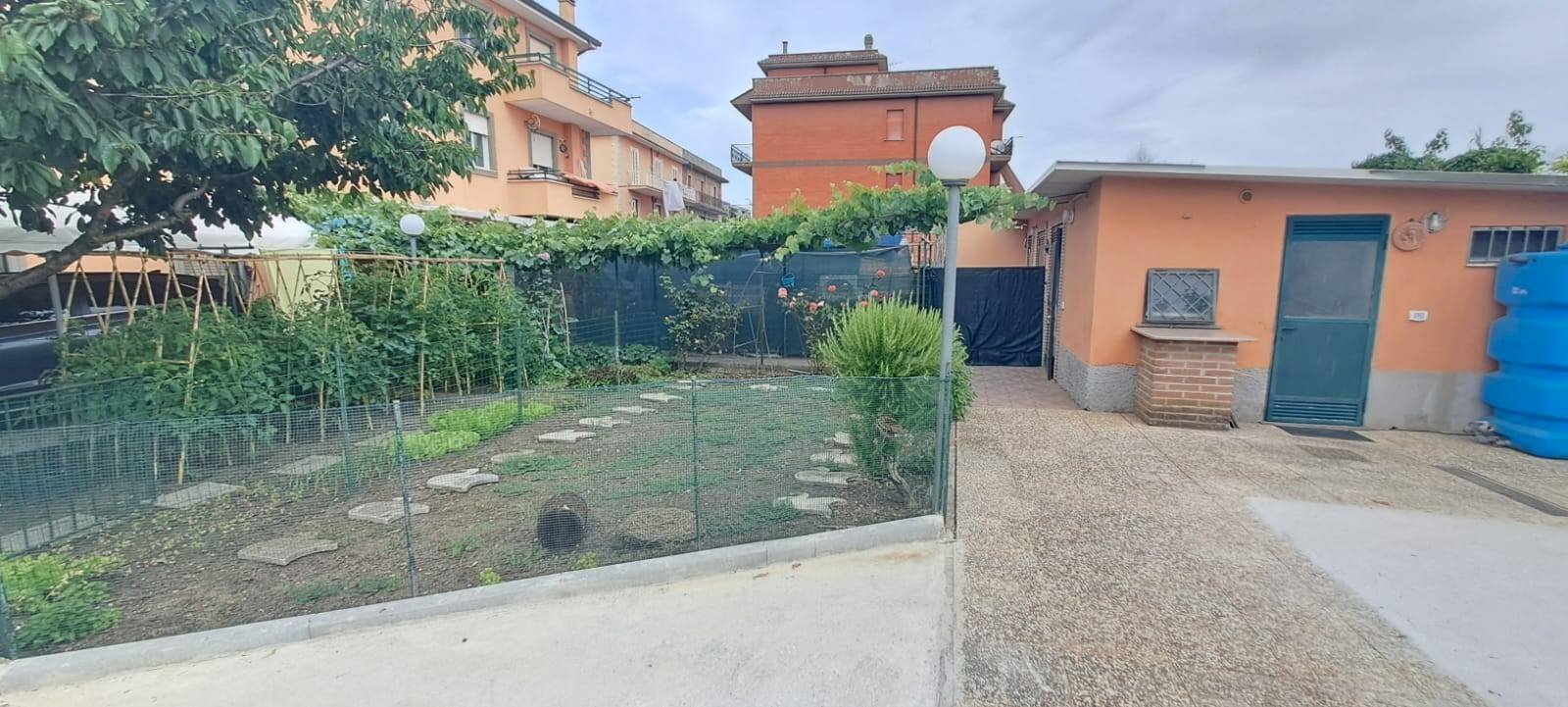 Foto 2 - Bilocale via dante alighieri
 
4, Castel Gandolfo - foto 2