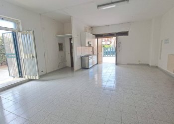 Foto 12 - Bilocale via dante alighieri
 
4, Castel Gandolfo - foto 12