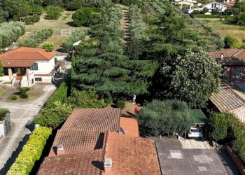 Foto 1 - Villa via ginestreto
 
25, Ariccia - foto 1