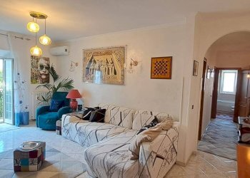 Foto 1 - Trilocale Vicolo Santo  Spirito
 
47, Marino - foto 1