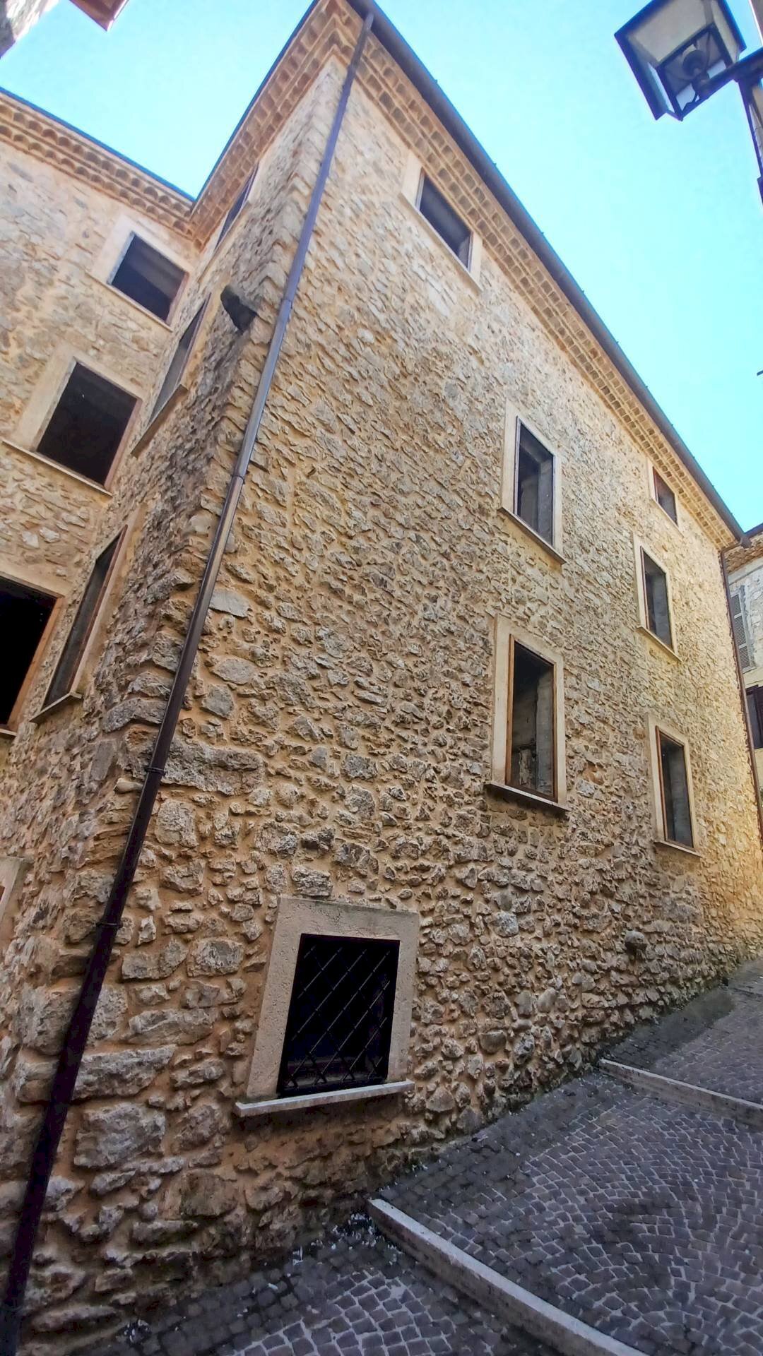 Foto 3 - Stable - Palace Via Del Gatto
 
10, Amaseno - photo 3