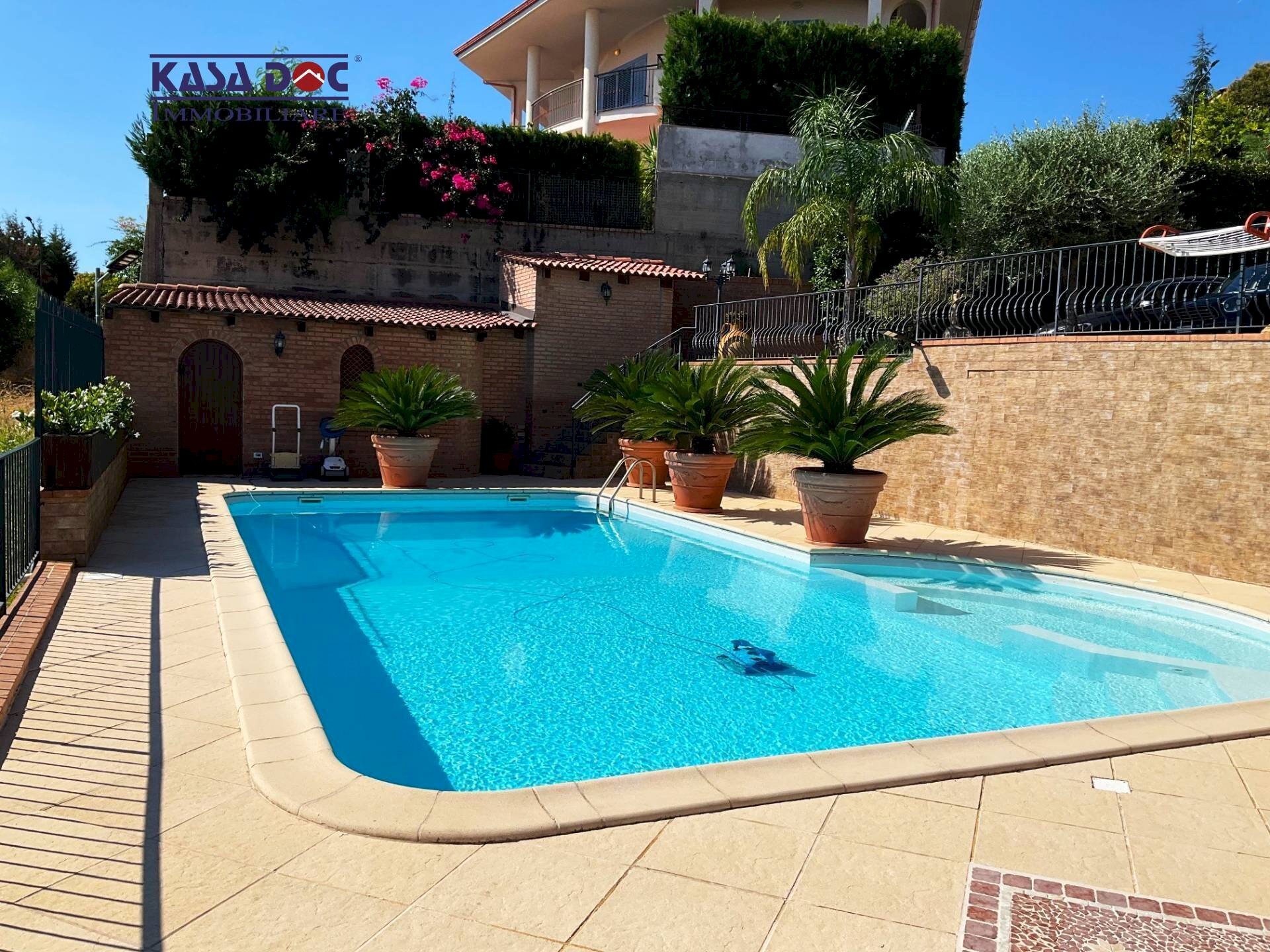 Foto 1 - Villa Via M. A. Cassiodoro, Montepaone - foto 1