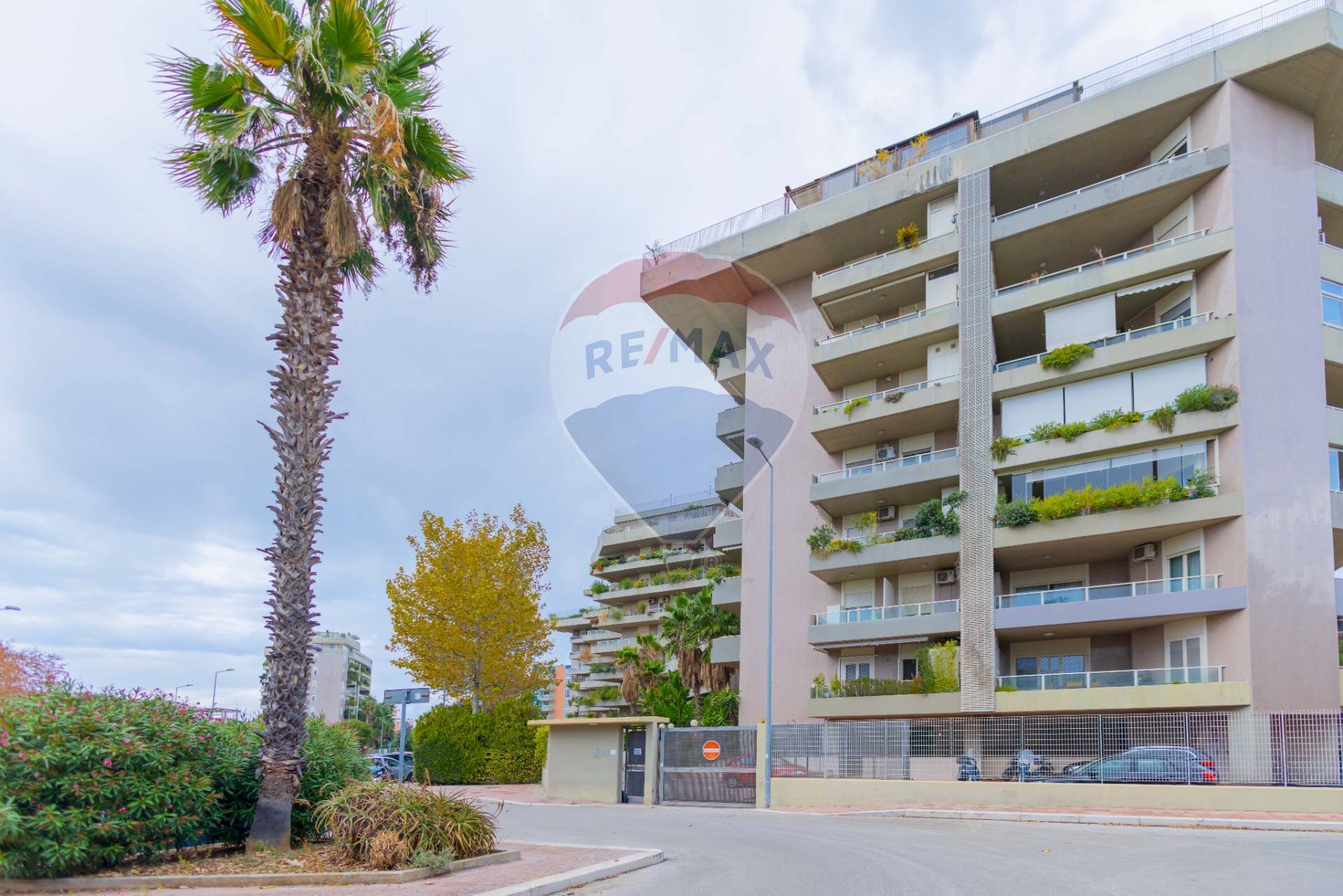 Edificio all\'aperto - Quadrilocale Via Lorenzo D'agostino
 
1, Bari - foto 1