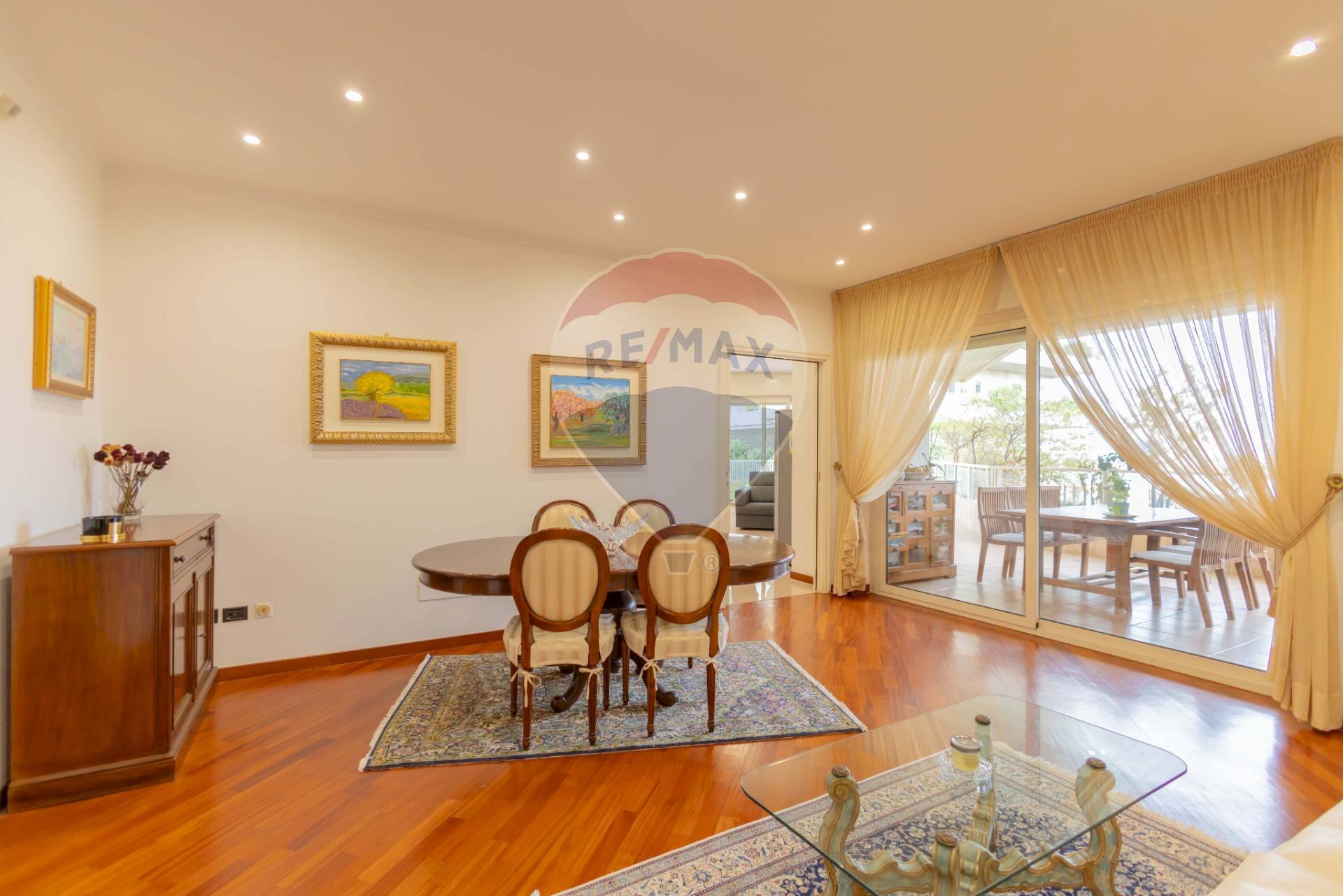 Sala da pranzo - Quadrilocale Via Lorenzo D'agostino
 
1, Bari - foto 3