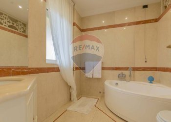 Bagno - Quadrilocale Via Lorenzo D'agostino
 
1, Bari - foto 20