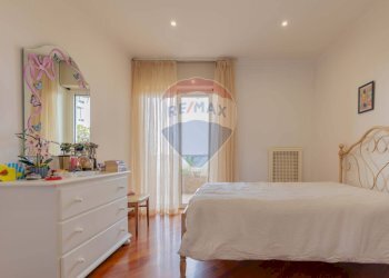 Camera / camera da letto - Quadrilocale Via Lorenzo D'agostino
 
1, Bari - foto 25