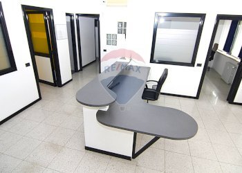 Ufficio - Ufficio Via Giuseppe Speroni, Varese - foto 3