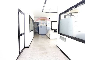 Hall / corridoio - Ufficio Via Giuseppe Speroni, Varese - foto 7