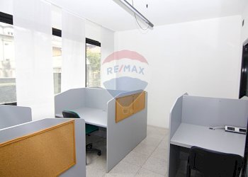 Camera / camera da letto - Ufficio Via Giuseppe Speroni, Varese - foto 8