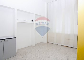 Stanza vuota - Ufficio Via Giuseppe Speroni, Varese - foto 12