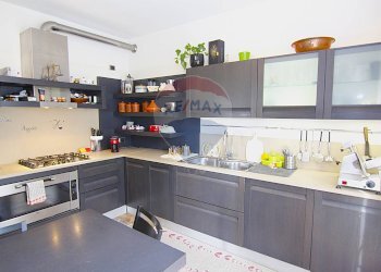Cucina - Villa viale borri
 
343, Varese - foto 11