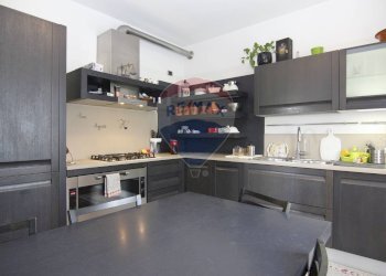 Cucina - Villa viale borri
 
343, Varese - foto 14