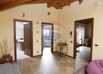 Hall / corridoio - Villa viale borri
 
343, Varese - foto 19